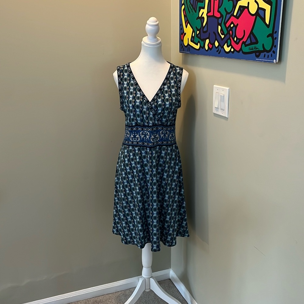 Max Studio M mid length dress